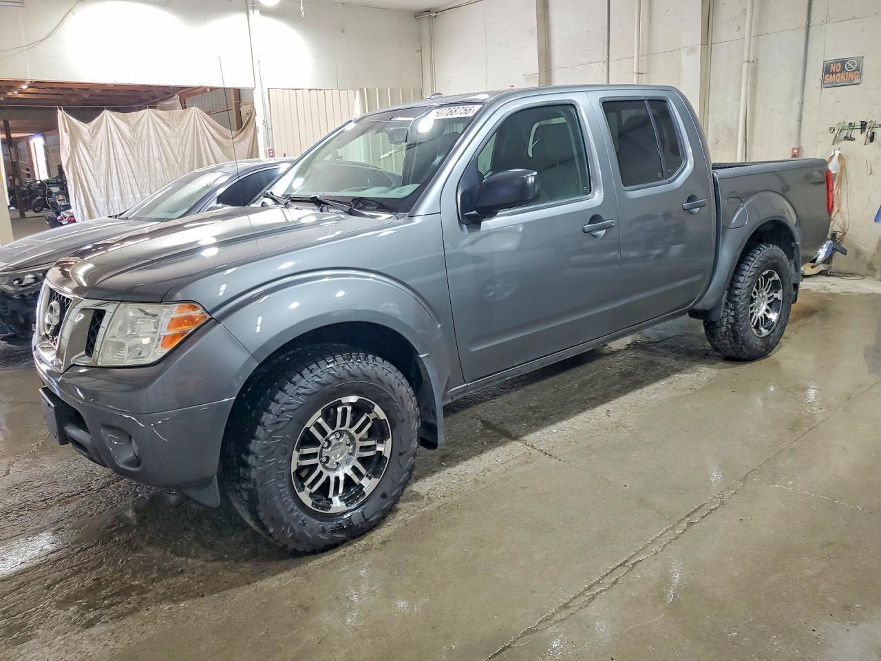 2016 NISSAN Frontier