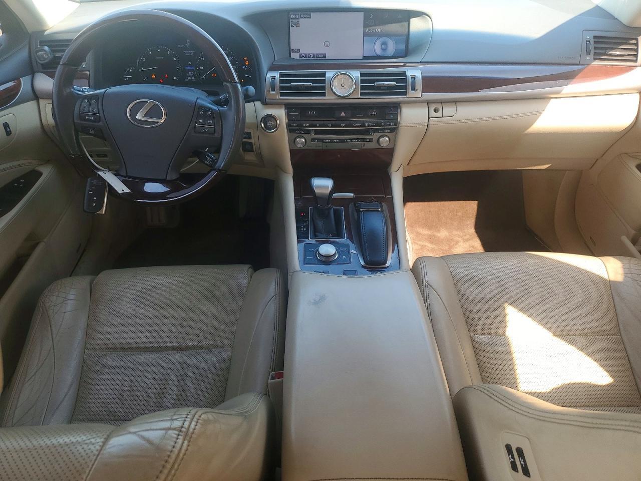 2015 LEXUS LS 460