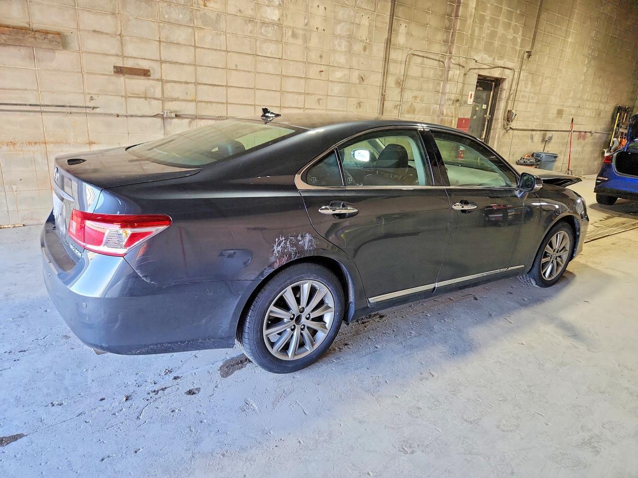 2010 LEXUS ES 350