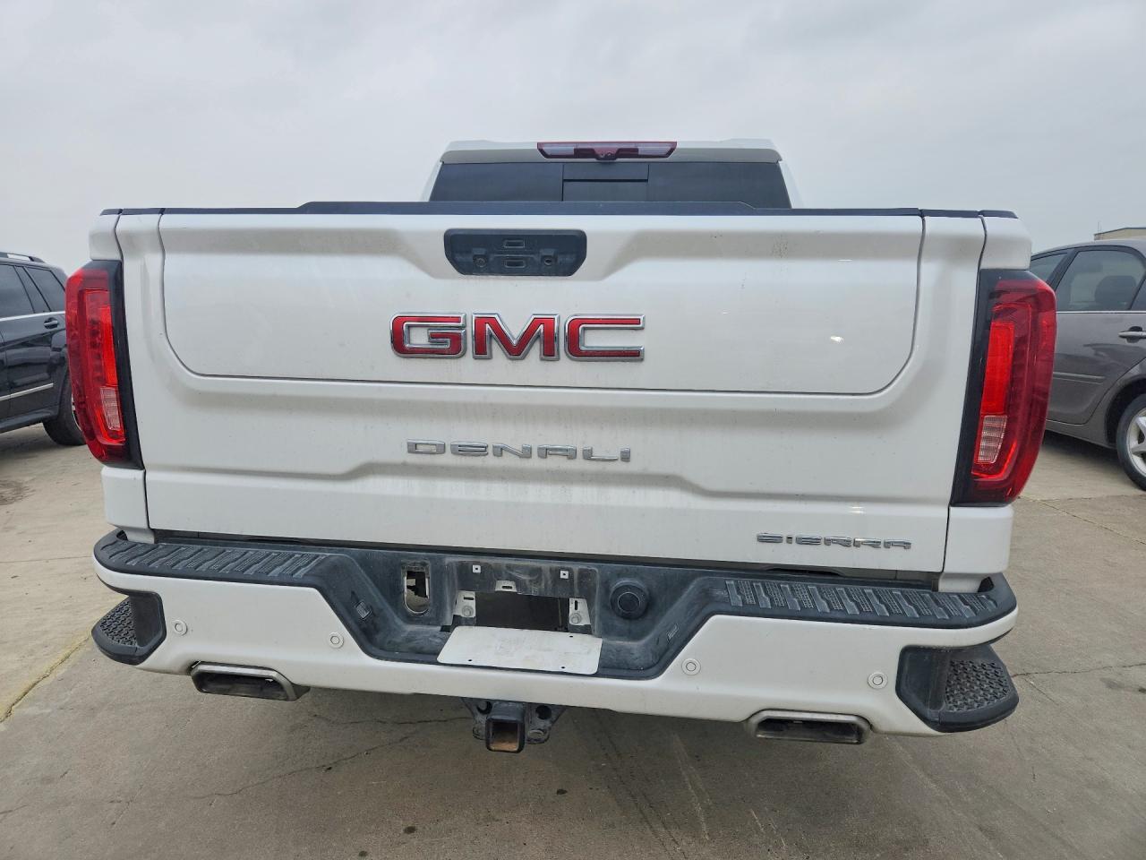 2022 GMC Sierra