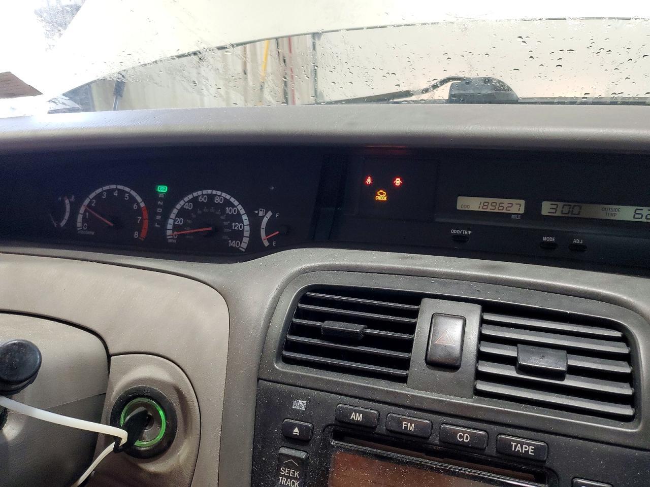 2002 TOYOTA Avalon