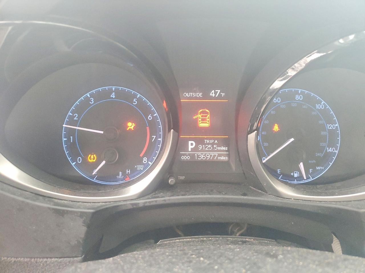 2015 TOYOTA COROLLA