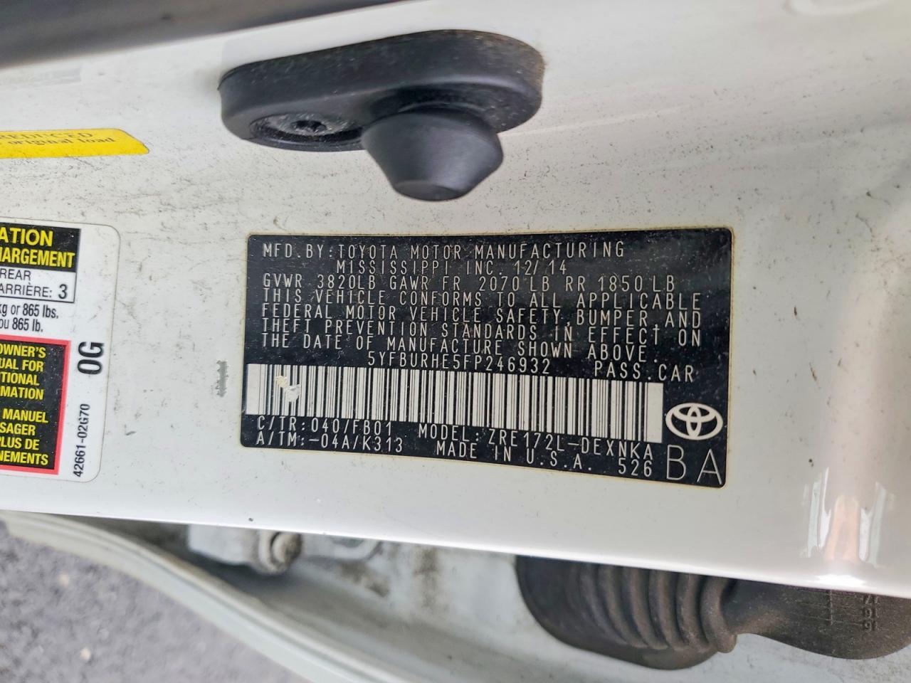 2015 TOYOTA COROLLA