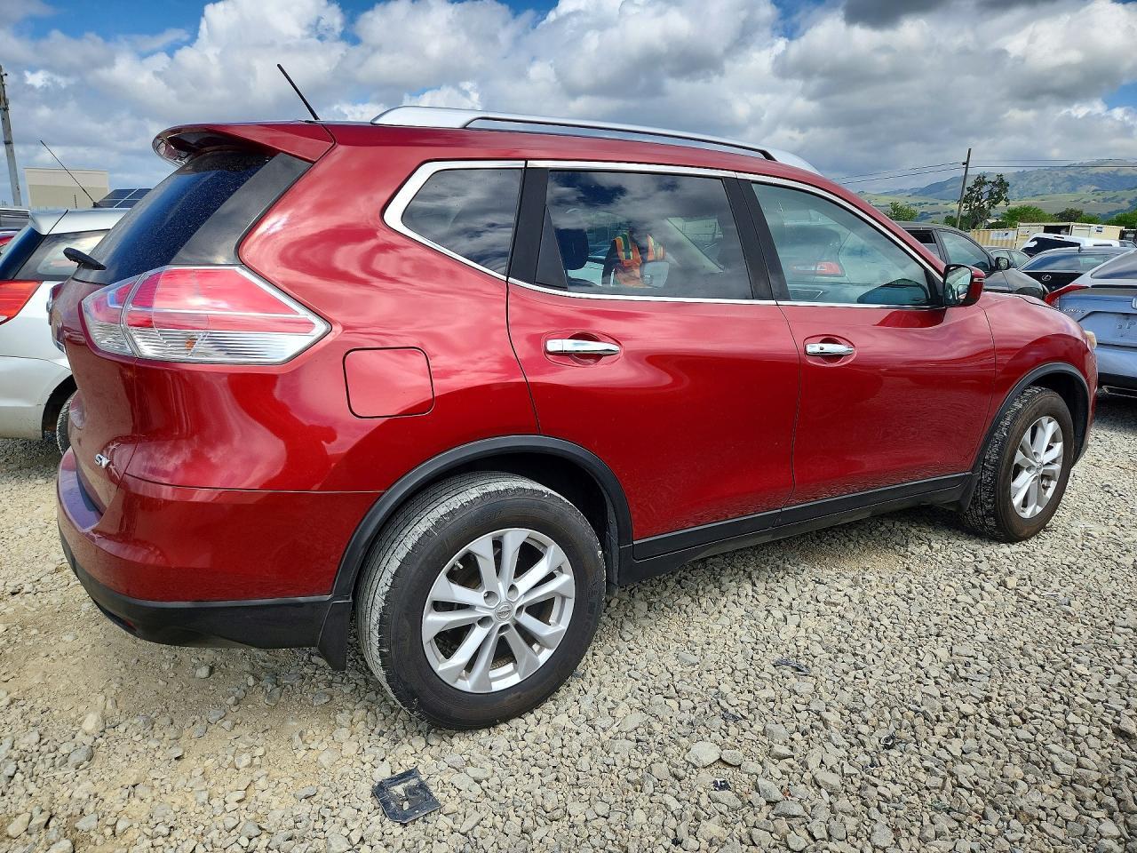 2016 NISSAN ROGUE