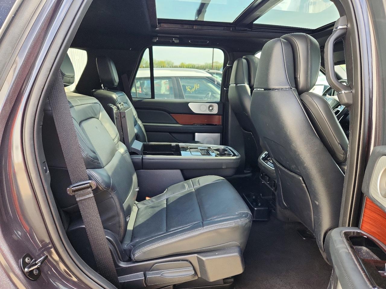 2022 LINCOLN Navigator