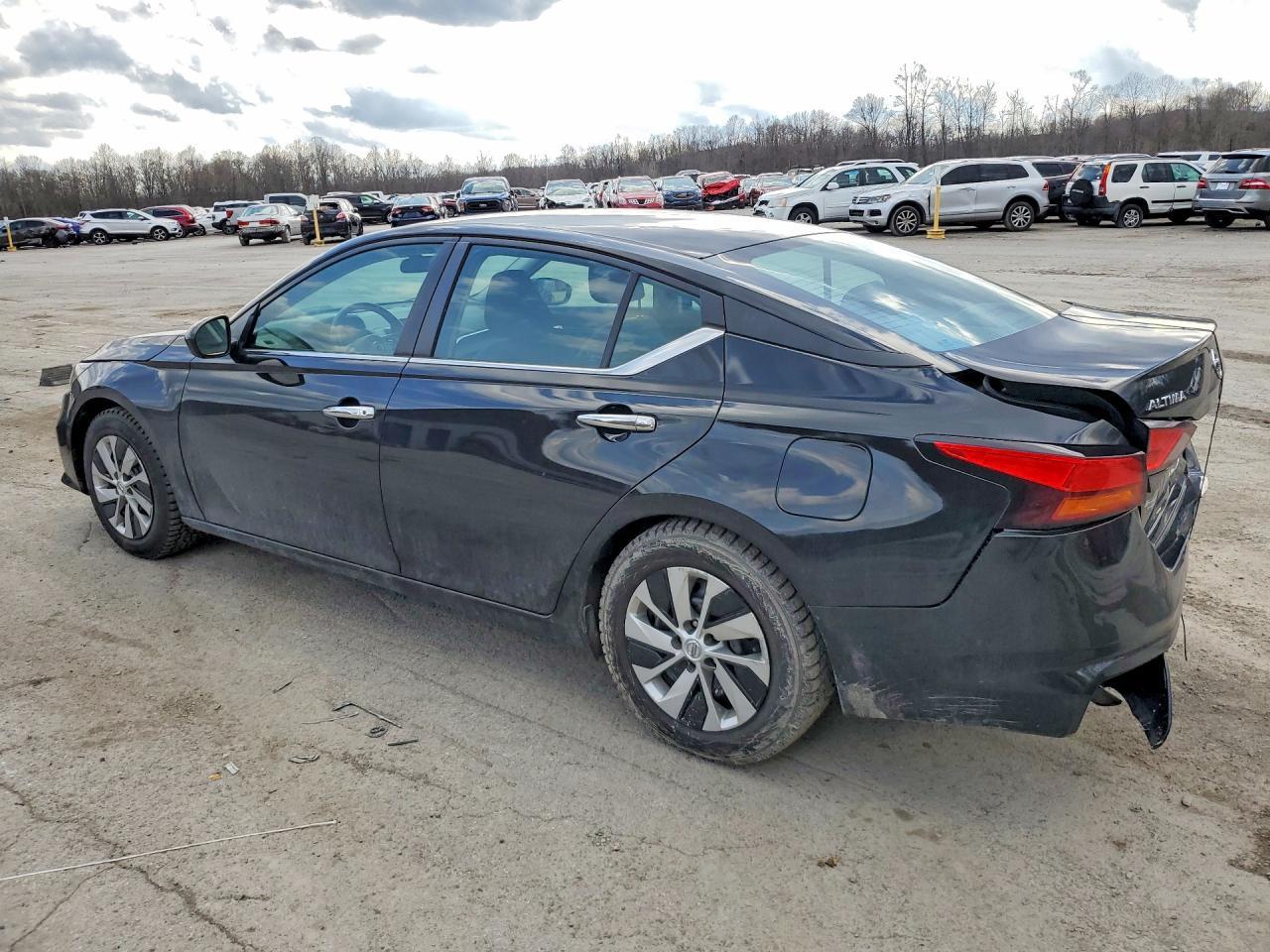 2022 NISSAN ALTIMA