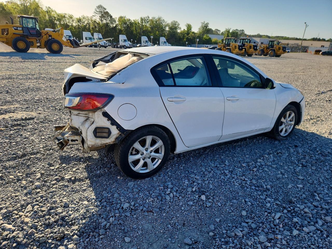 2010 MAZDA 3