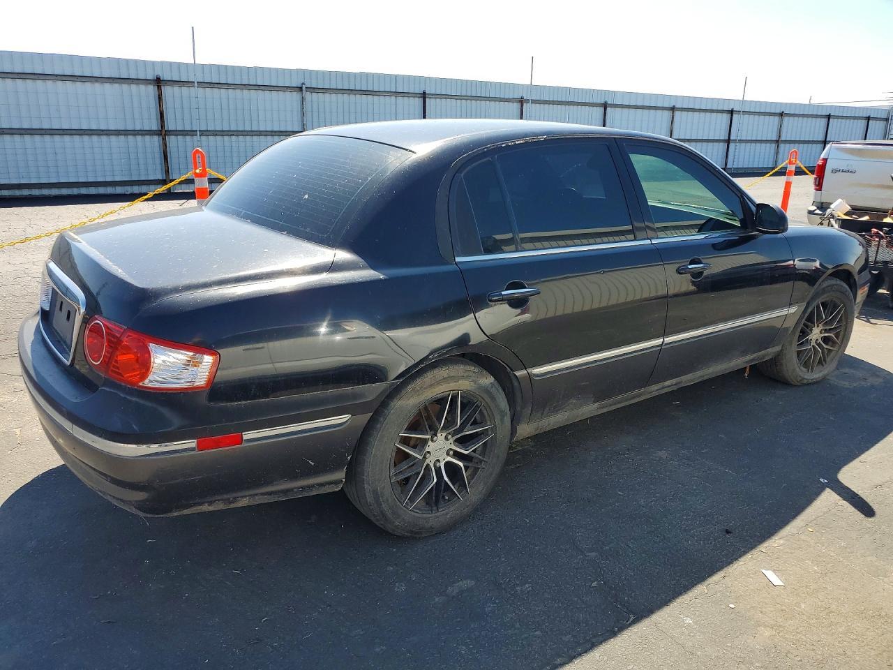2005 KIA Amanti