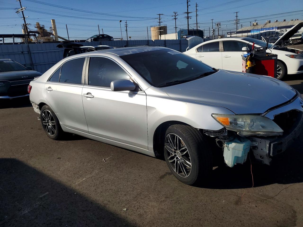 2011 TOYOTA CAMRY