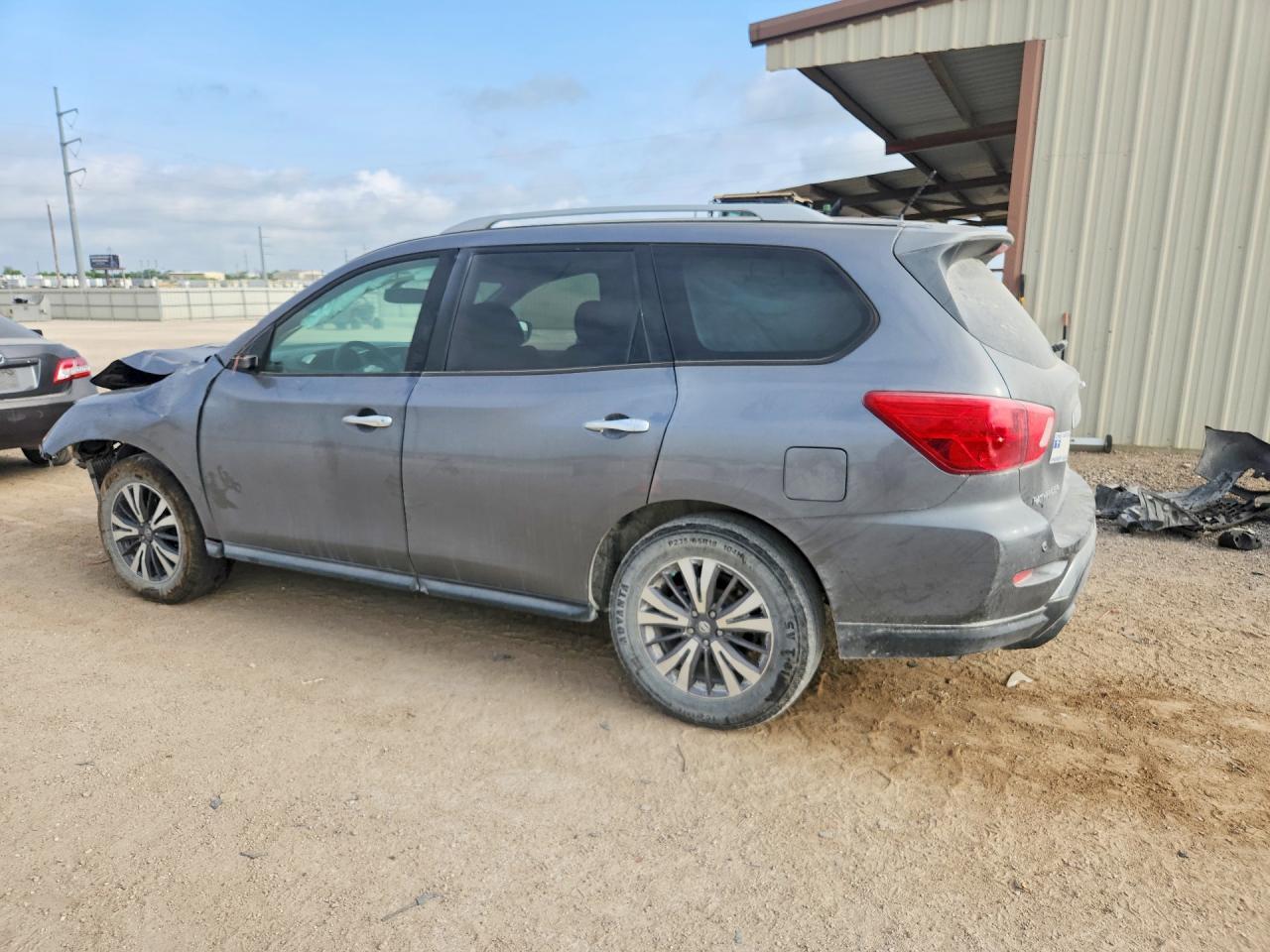 2018 NISSAN PATHFINDER