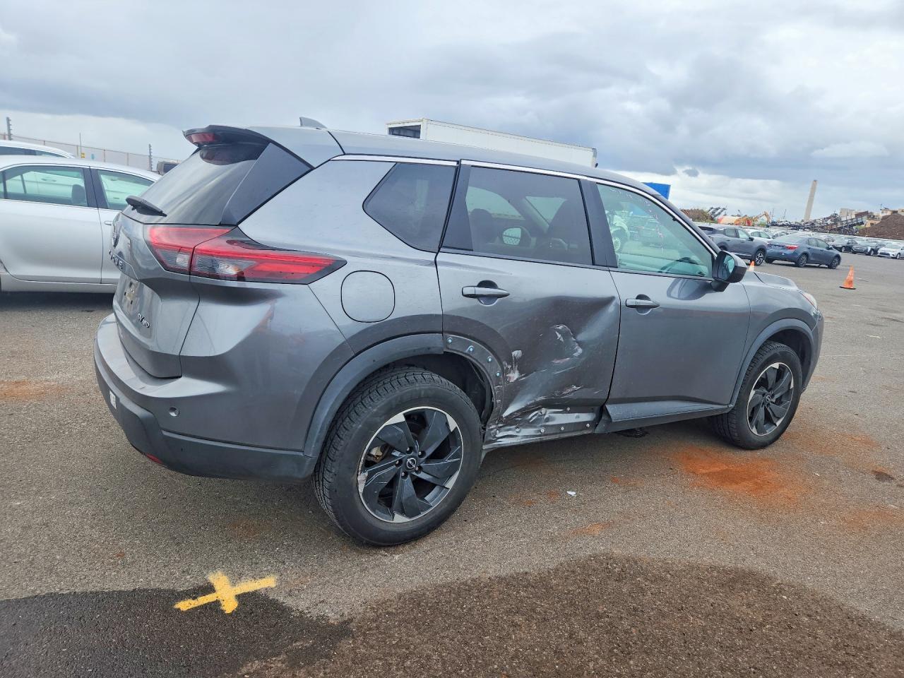 2024 NISSAN ROGUE