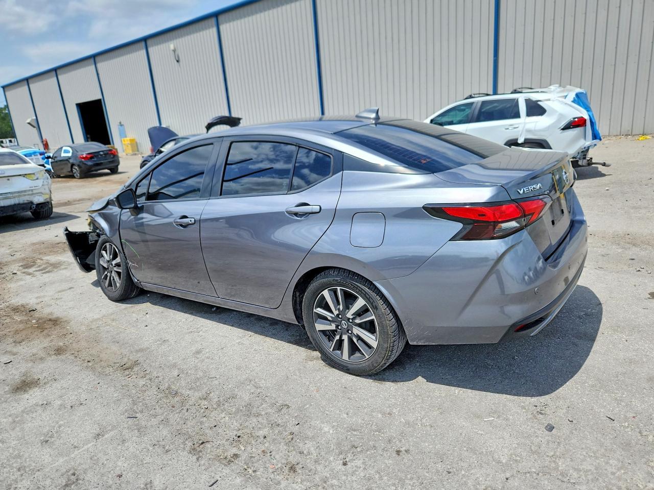 2020 NISSAN VERSA