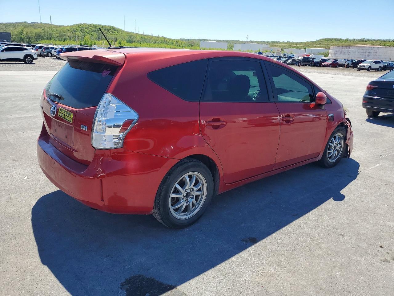 2012 TOYOTA PRIUS V