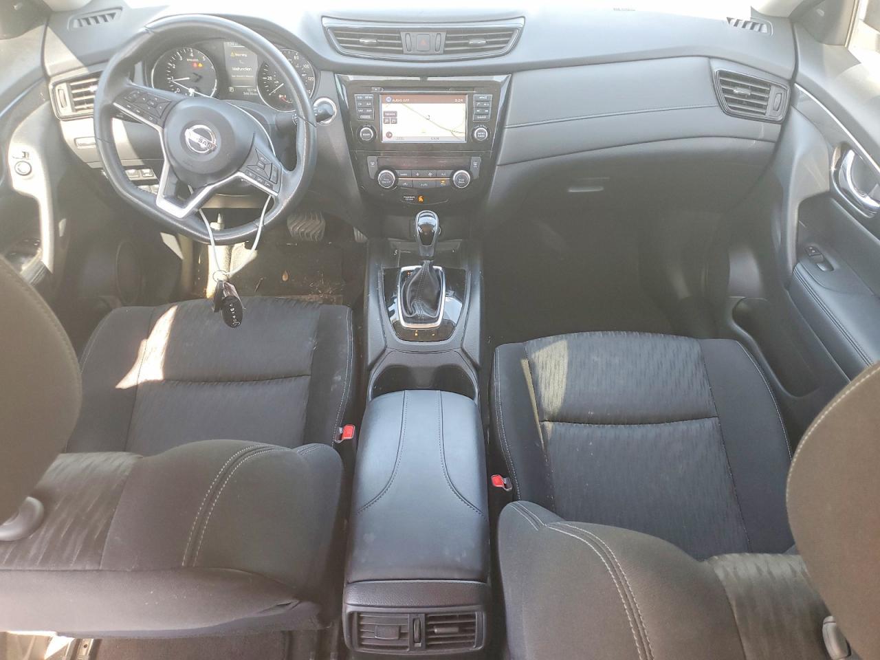 2017 NISSAN ROGUE