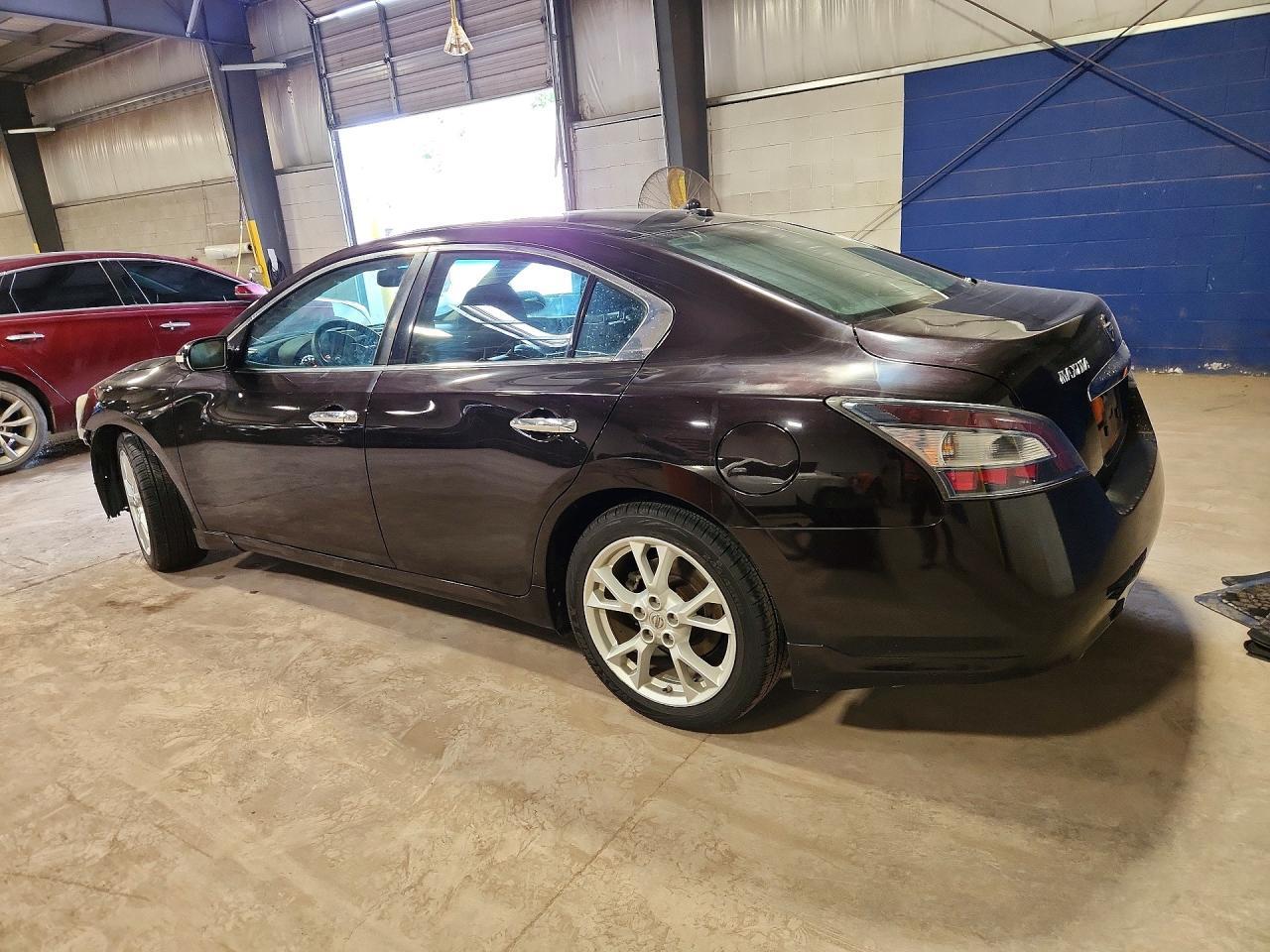 2014 NISSAN Maxima