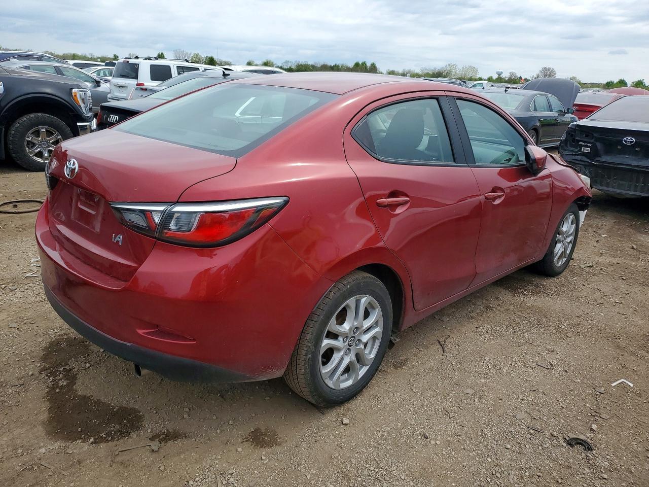 2017 TOYOTA YARIS