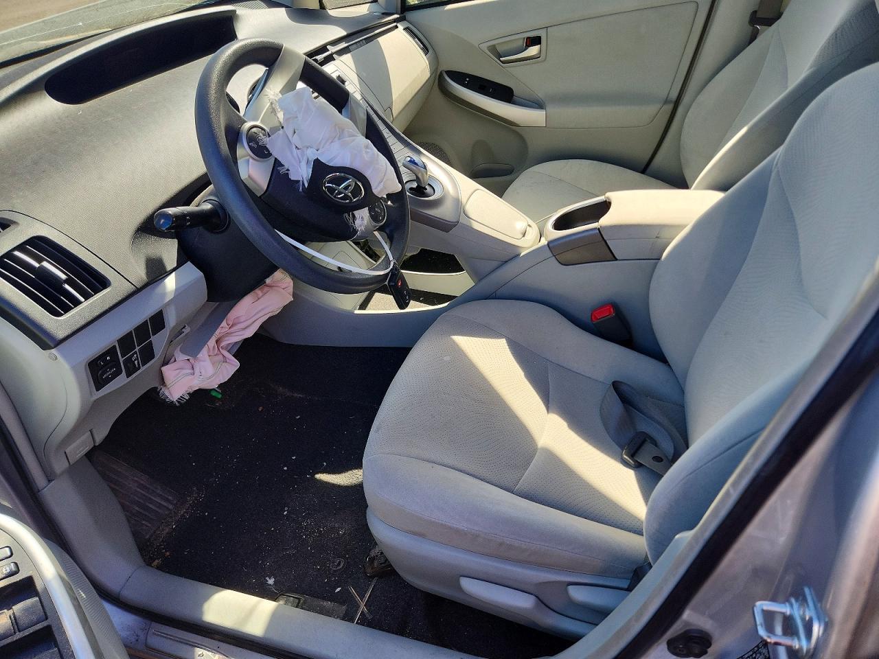 2012 TOYOTA PRIUS