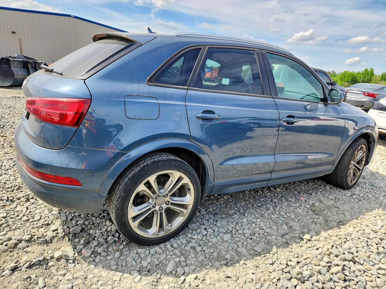 2018 AUDI Q3