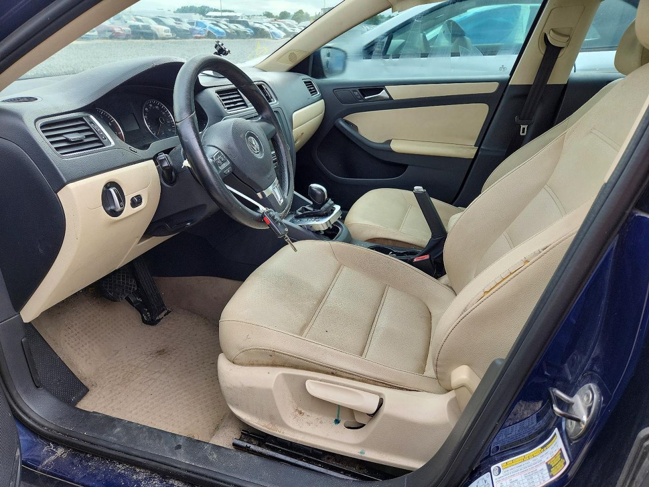 2012 VOLKSWAGEN JETTA