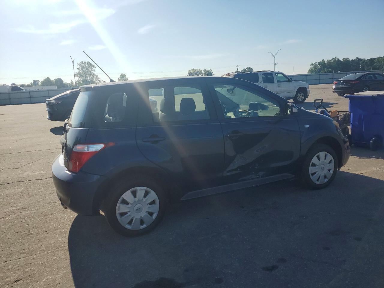 2006 TOYOTA SCION