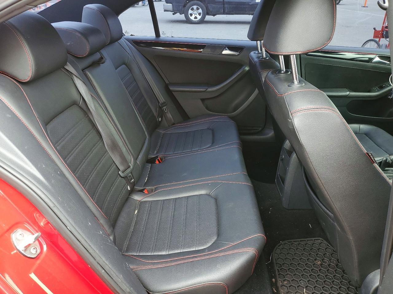 2016 VOLKSWAGEN JETTA