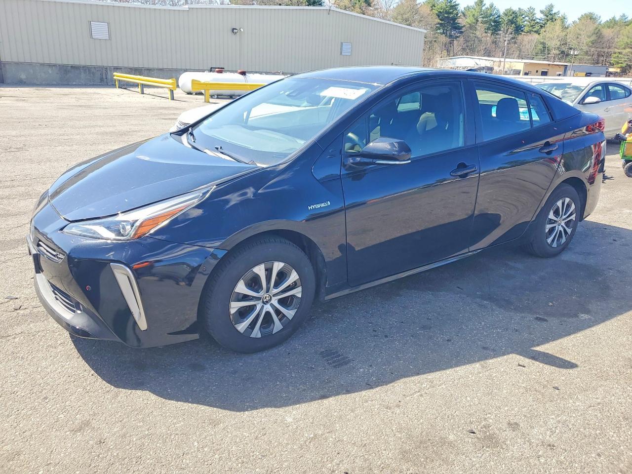 2019 TOYOTA PRIUS