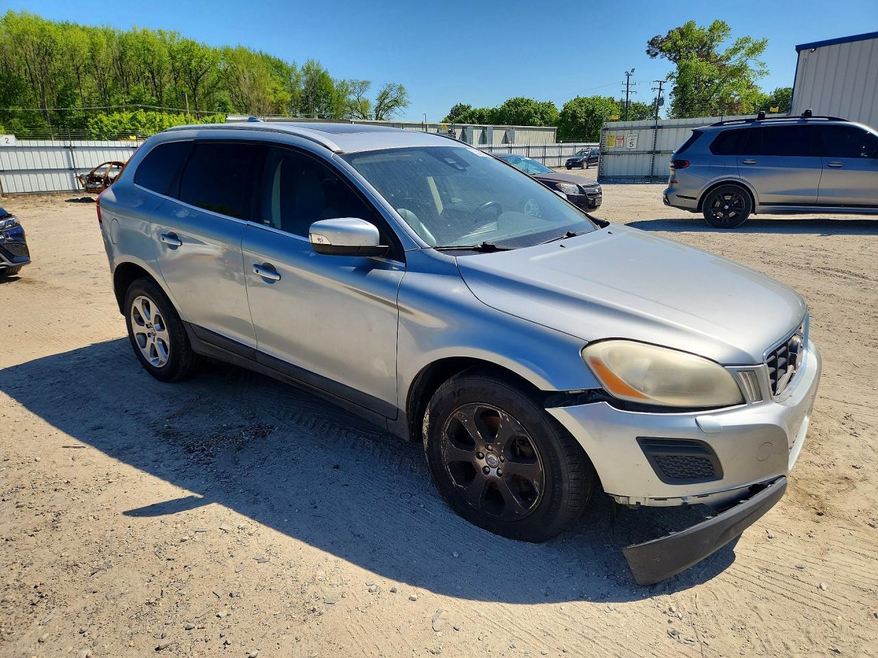 2013 VOLVO XC60