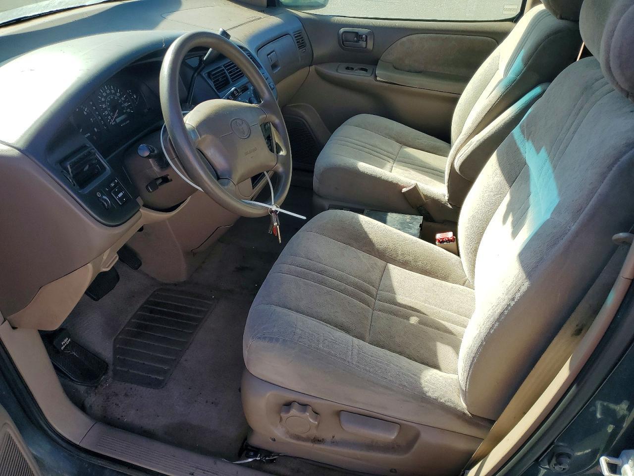 1998 TOYOTA SIENNA