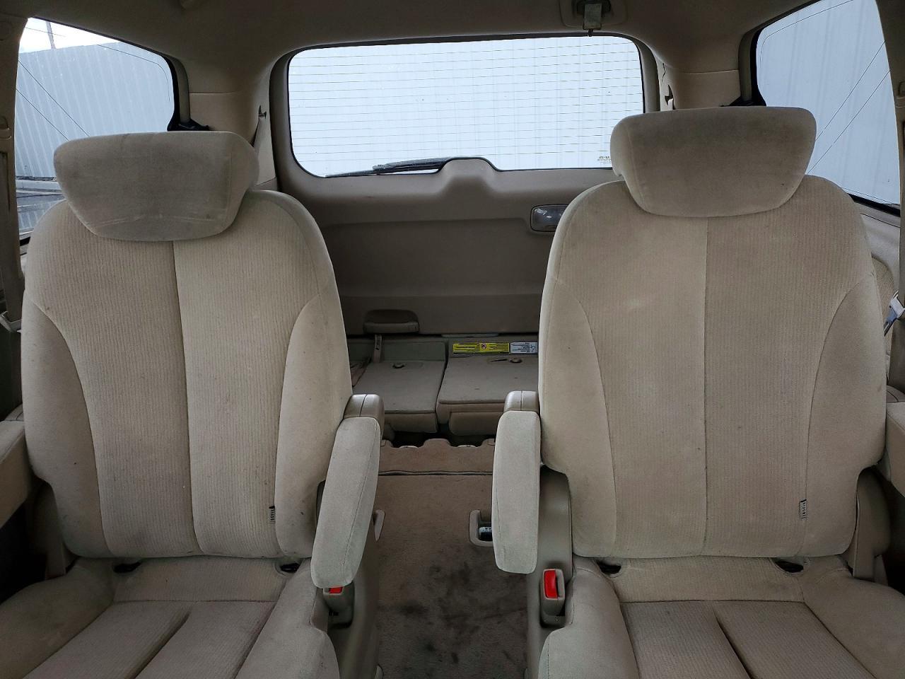 2006 KIA SEDONA