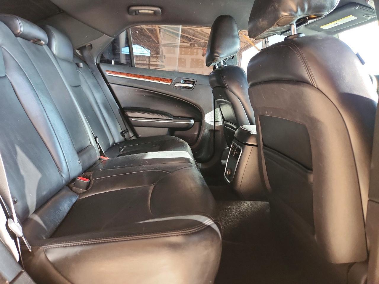 2012 CHRYSLER 300