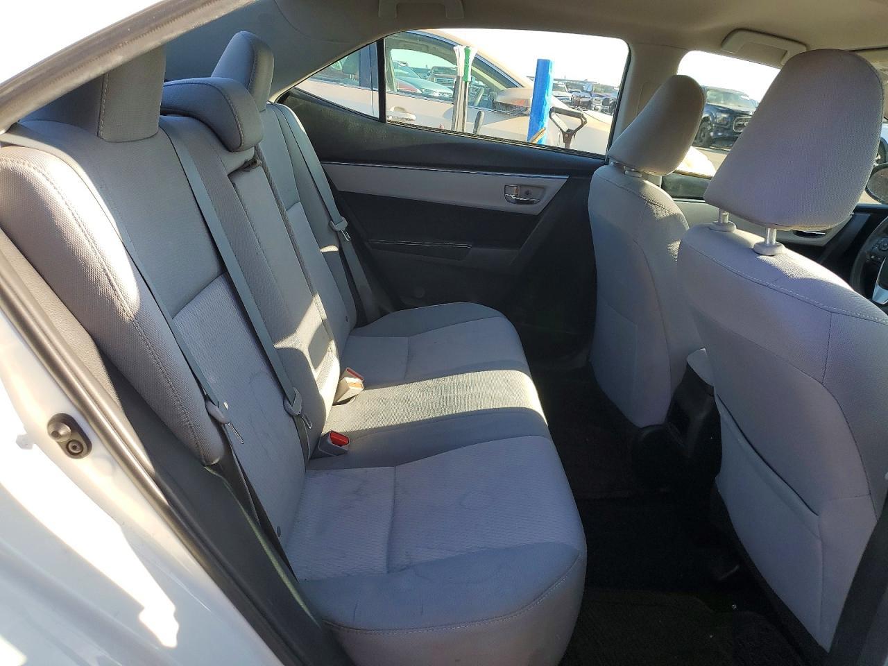 2015 TOYOTA COROLLA
