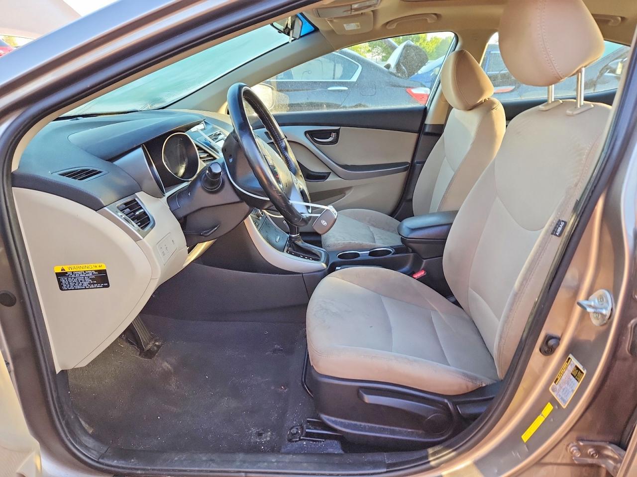 2016 HYUNDAI ELANTRA