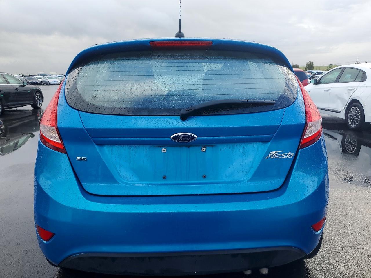 2013 FORD Fiesta