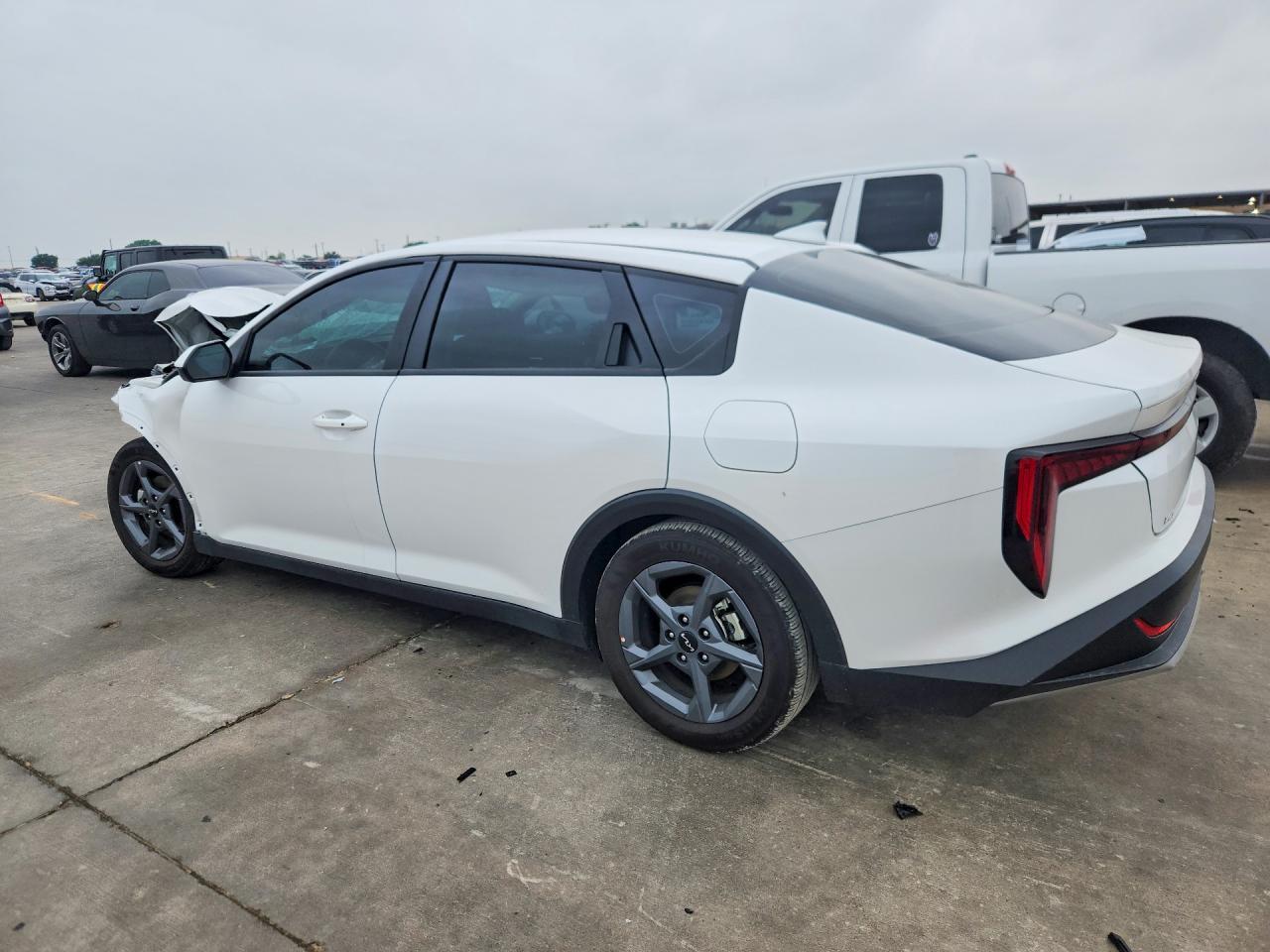 2025 KIA K4