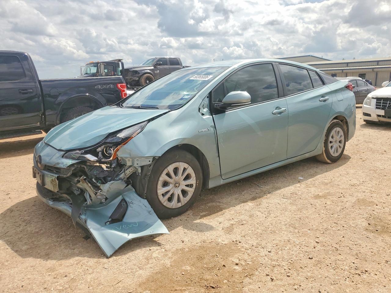 2019 TOYOTA PRIUS