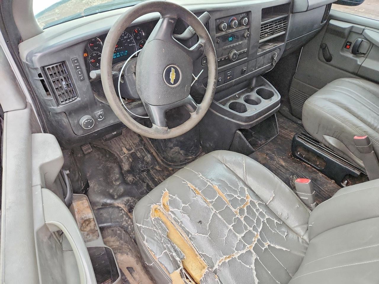 2012 CHEVROLET EXPRESS 2500