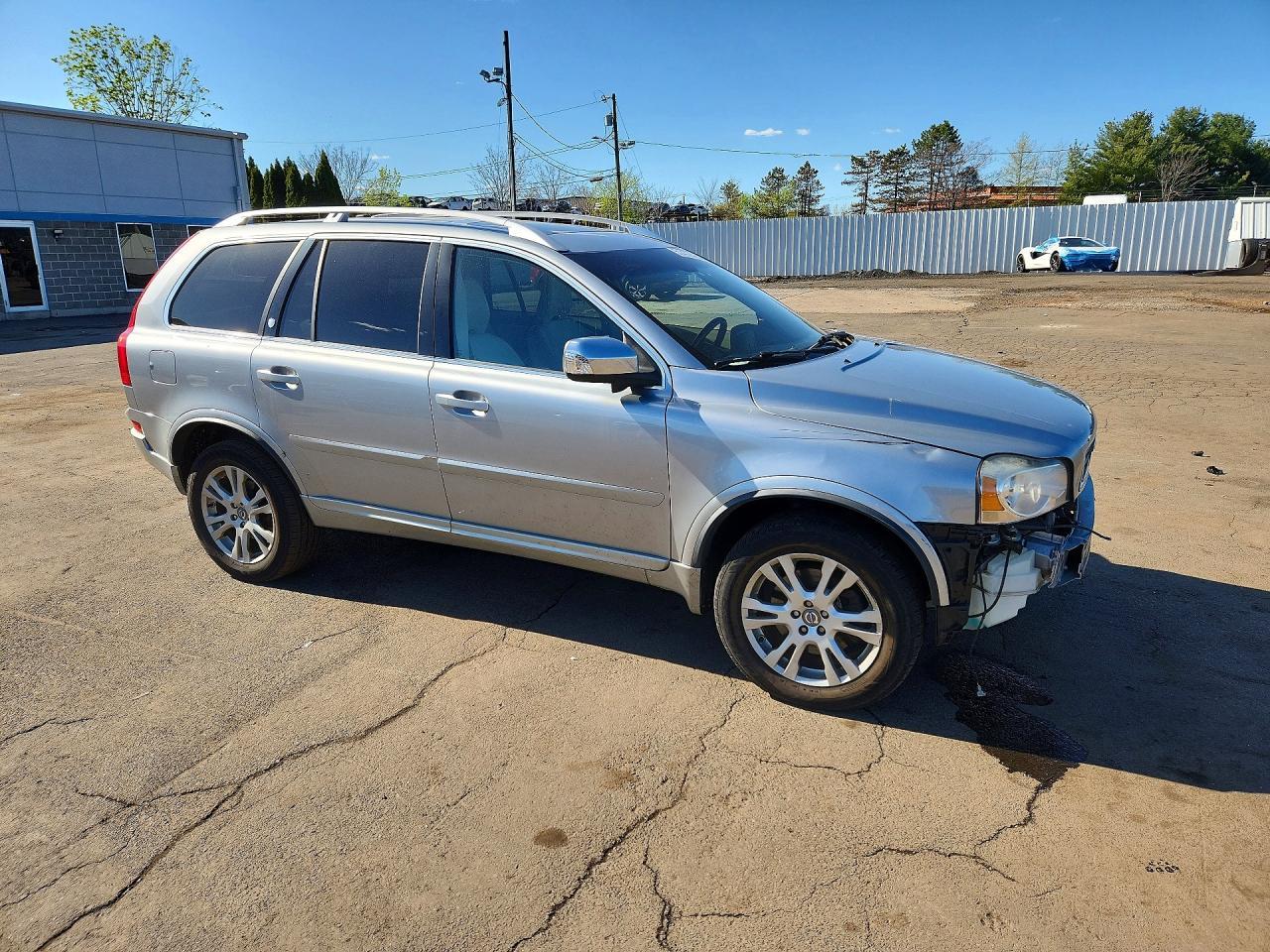 2013 VOLVO XC90