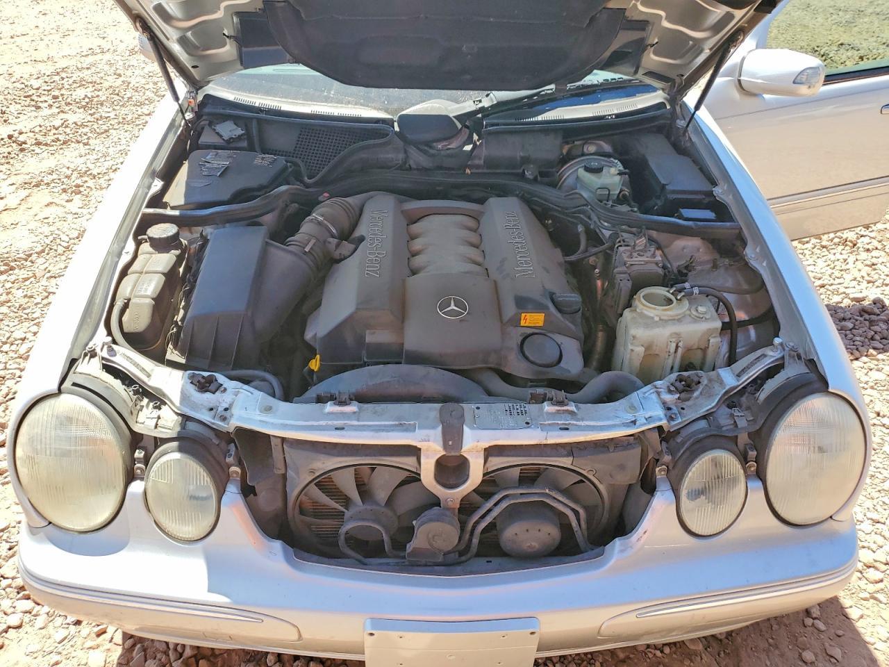 2001 MERCEDES-BENZ E-Class