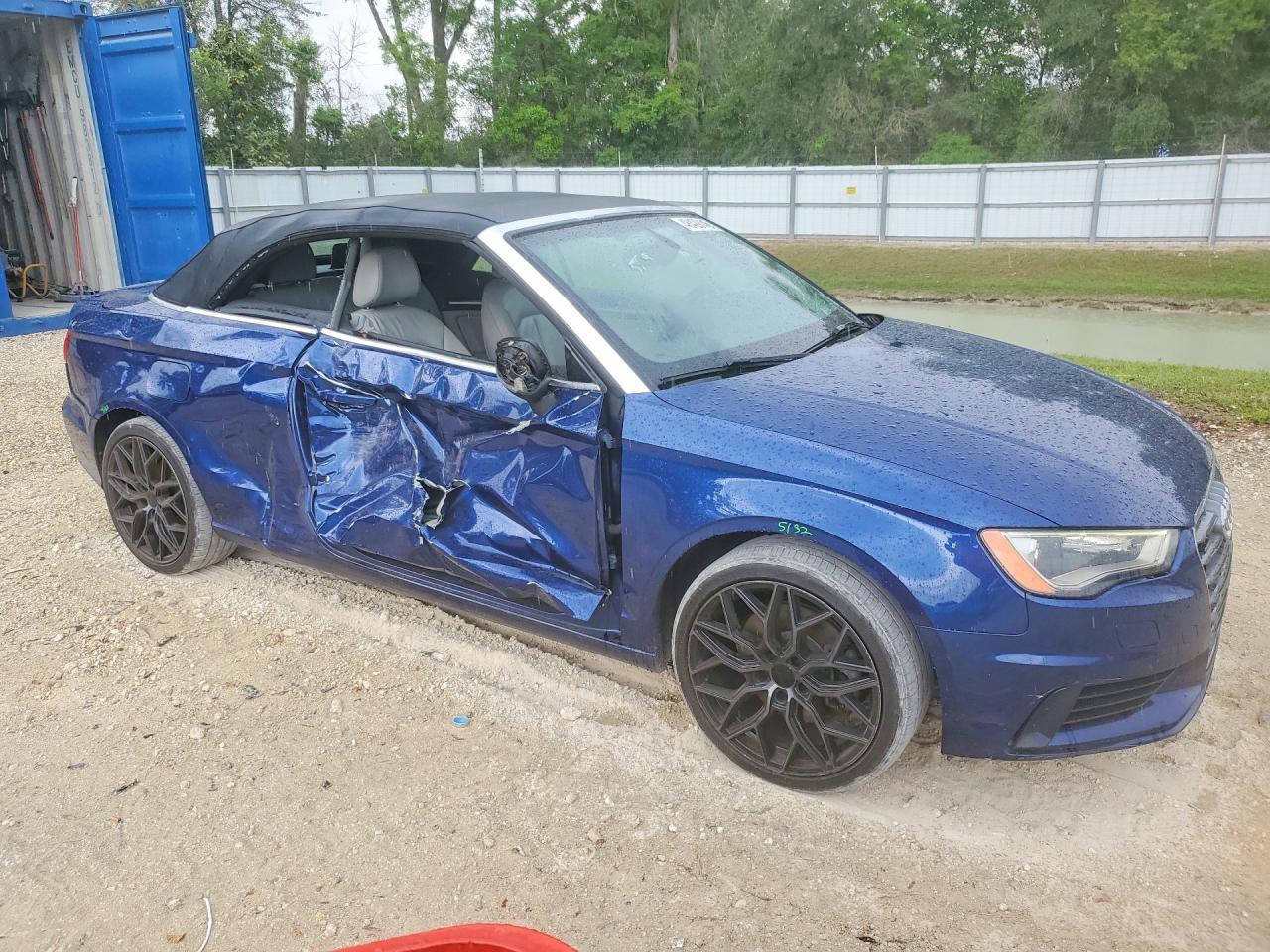 2015 AUDI A3