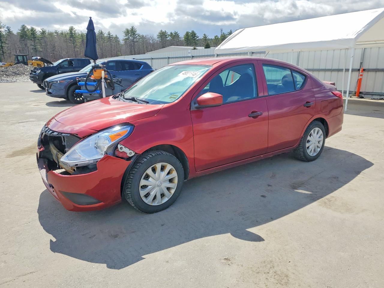 2017 NISSAN VERSA