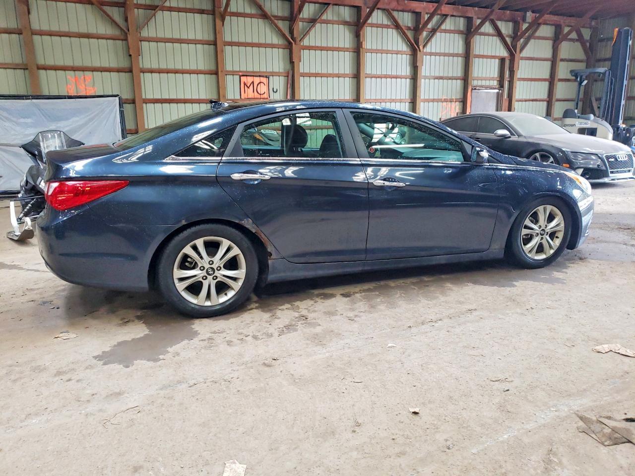 2013 HYUNDAI SONATA