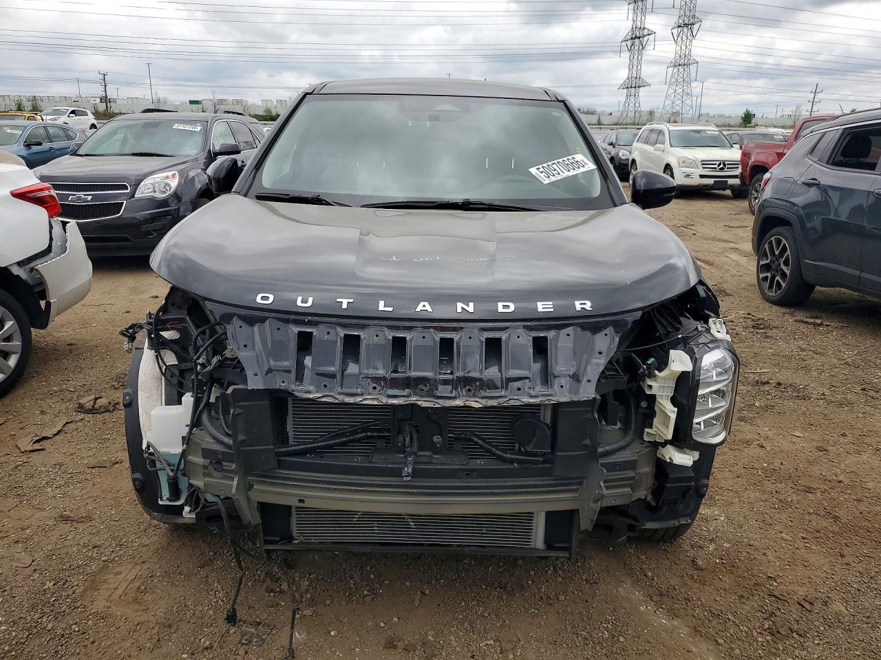 2022 MITSUBISHI outlander