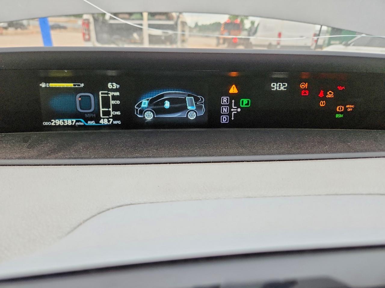 2016 TOYOTA PRIUS