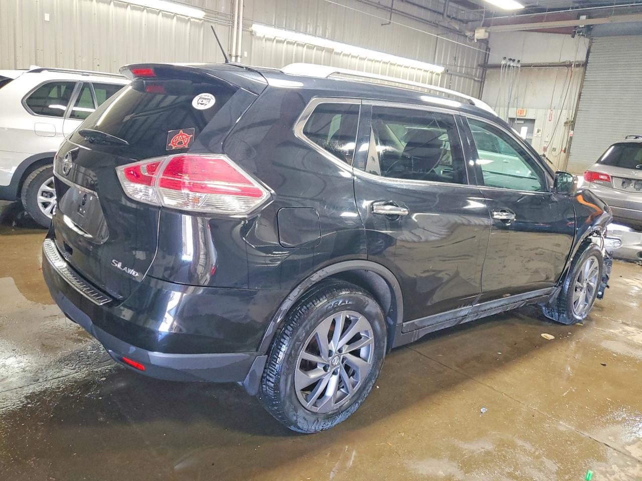 2016 NISSAN ROGUE