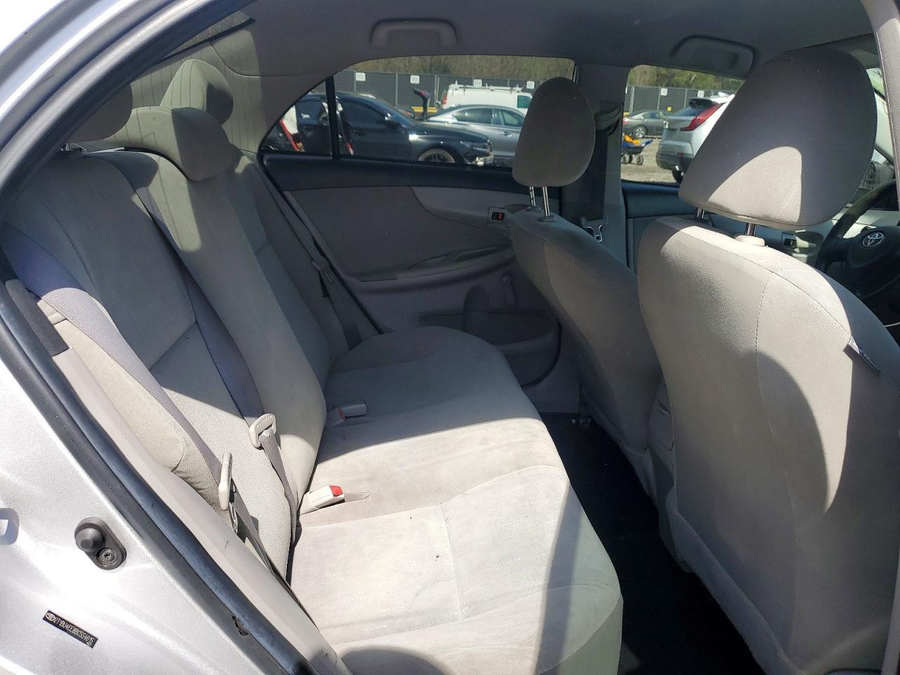 2011 TOYOTA COROLLA