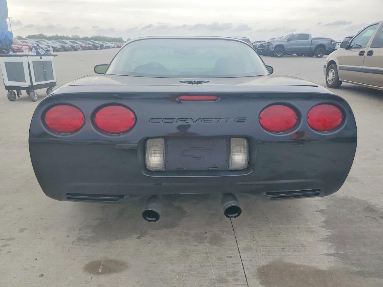 2001 CHEVROLET CORVETTE
