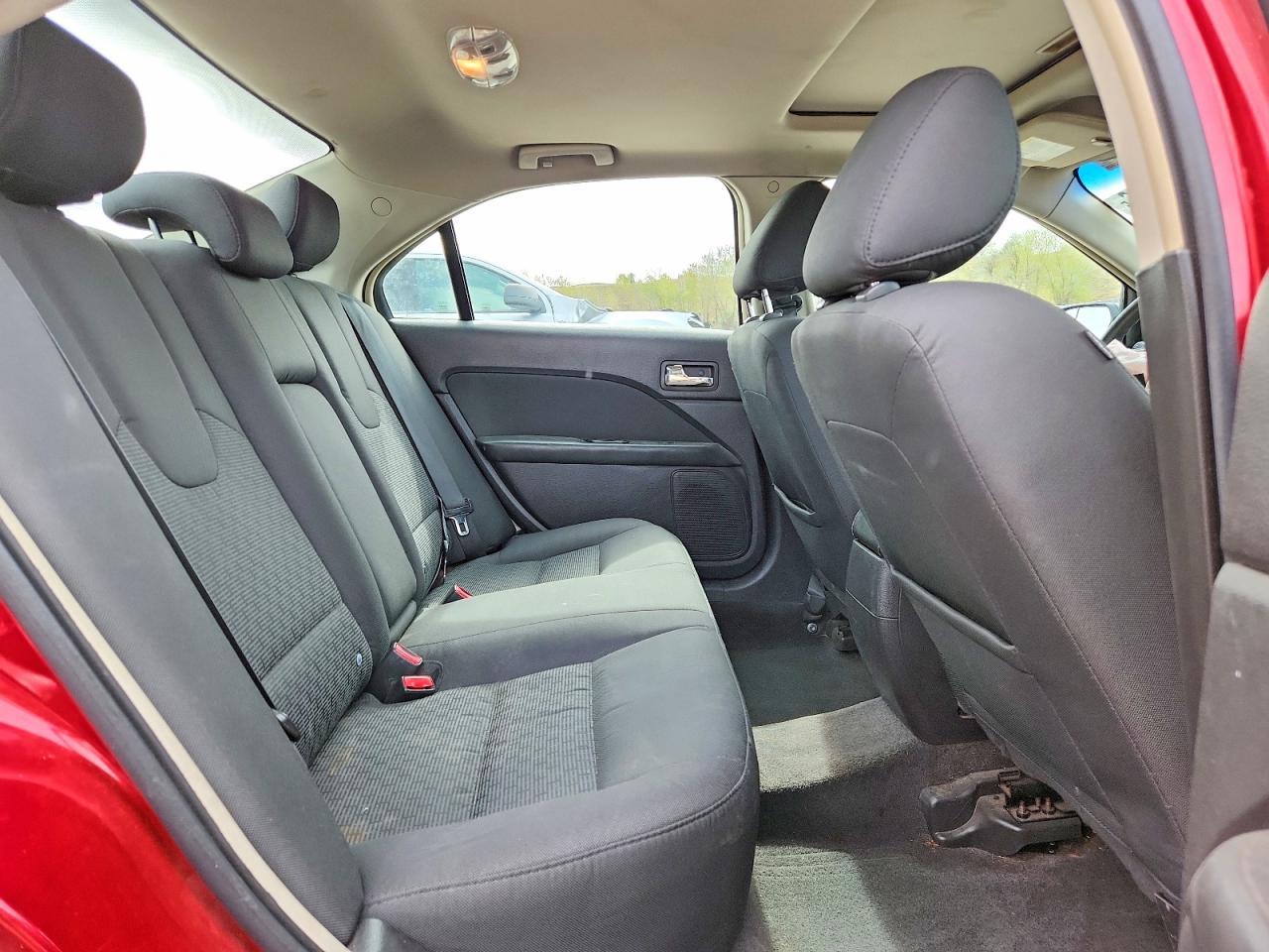 2011 FORD FUSION