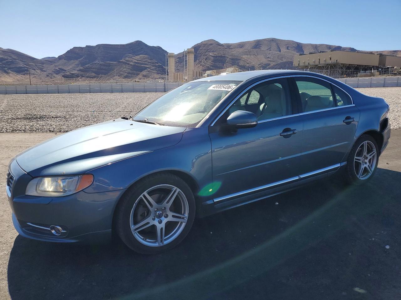 2013 VOLVO S80