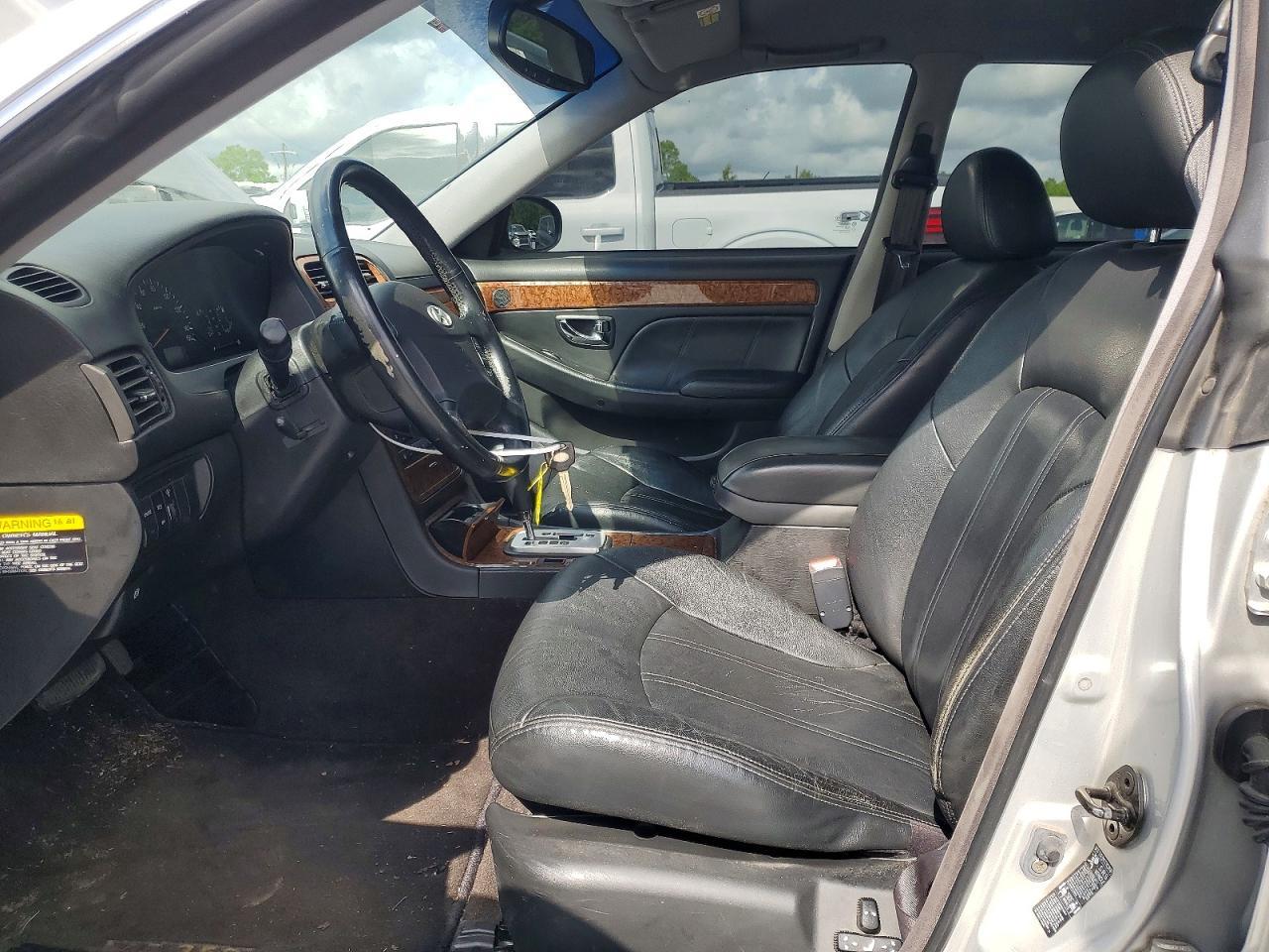 2005 HYUNDAI Xg