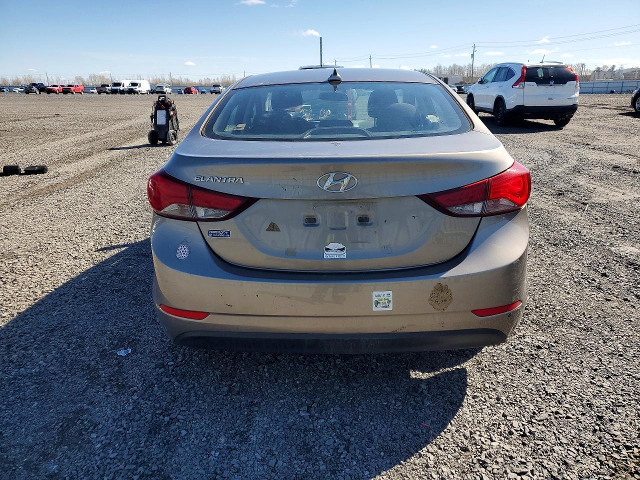 2016 HYUNDAI ELANTRA